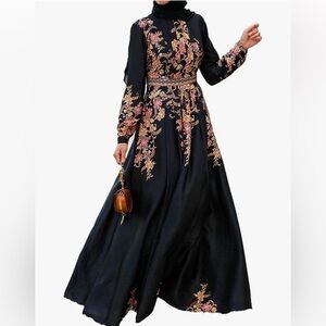 Chic Black Floral Embroidered Maxi Dress